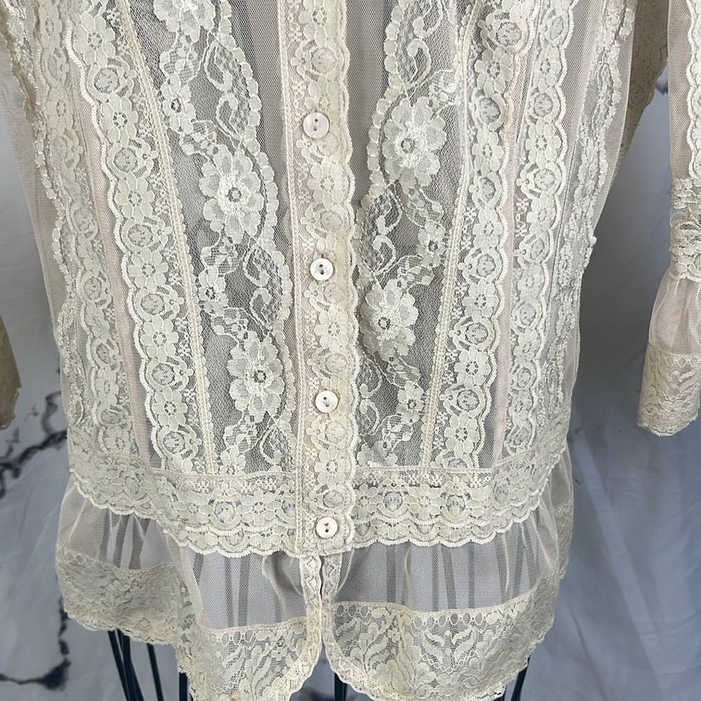 Coldwater Creek Cream Lace Blouse Button-Up Sheer 3/4 Flutter Sleeve Victorian - Picture 3 of 13